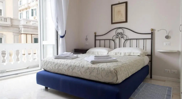 Casa San Carlo, Забронировать Отель Отели Лунгомаре Карачоло 3 звезды, 3*