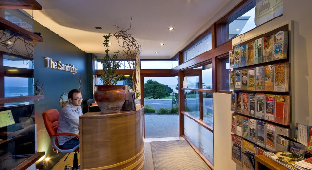 The Sandridge Motel, Book Motel Lorne 
