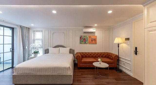 Люкс Comfort Golden Sun Apartment & Hotel