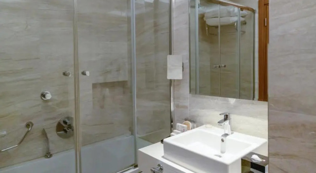 Номер Business Ramada Plaza by Wyndham Istanbul Asia Airport