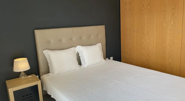 13 in Portim o With 1 Bedrooms and 1 Bathrooms