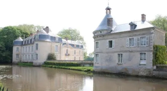 La Buzardière, Chambres d'hôtes, Забронировать Отель Маликорн-Сюр-Сарта Sarthe, рядом с Музей глиняных изделий и керамики коммуны Маликорн-сюр-Сарт