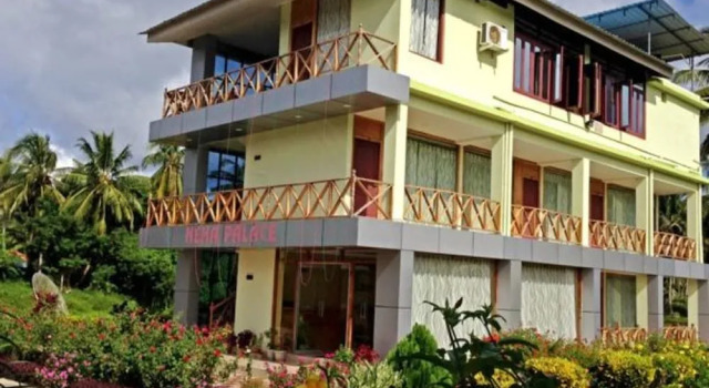 Hotel Neha Palace