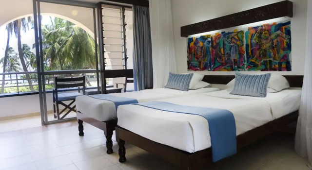 Номер Standard с балконом Reef Hotel Mombasa