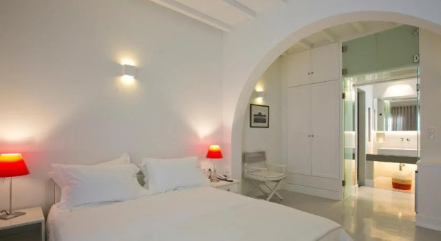 Zoes Club, Prenota Hotel Spetses Isole Saroniche