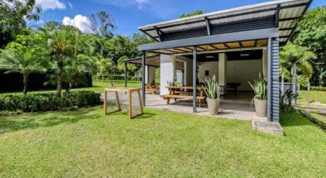 Arenas Beach House