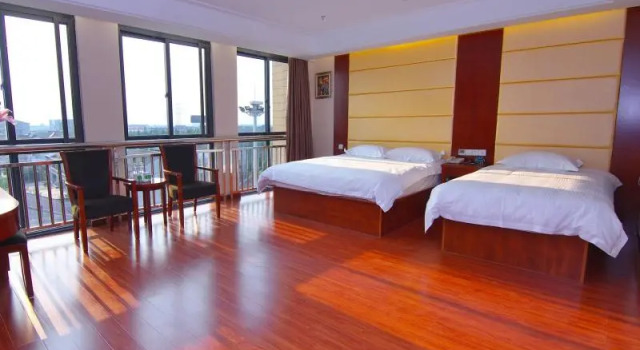 Семейный номер Standard GreenTree Inn ChangZhou East DongFang Road HengNai Logistics Park Express Hotel