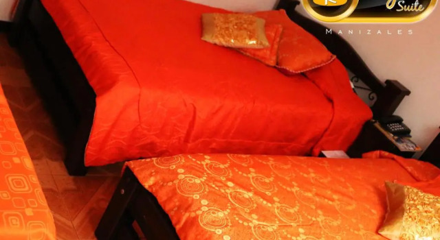 Трёхместный номер Standard Hotel Royal Suite