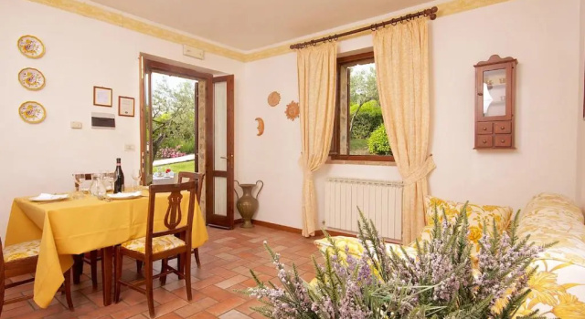 Апартаменты Цокольный этаж с 2 комнатами Agriturismo Le Colombe Assisi