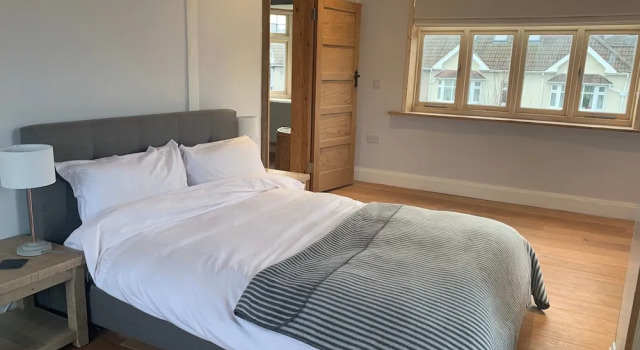 Spacious 3 Bedroom Home in Stoke Bishop, Забронировать Отель Отели Англии 3 звезды, 3*