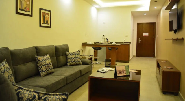 Семейный люкс c 1 комнатой سما عمان للشقق الفندقية Sama Amman Hotel Apartments