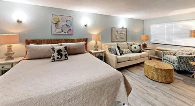 Sea Breeze Suites