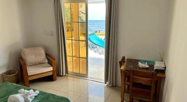 Emerald Luxe Suites, Prenota Hotel Corn Island 