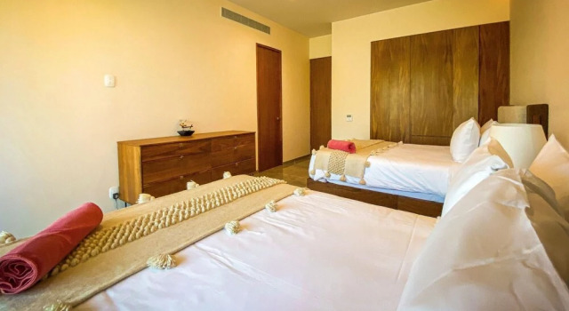 2 Bedroom Condo With Private Garden Pool View, Prenota Hotel Hotel a Quintana Roo con parcheggio, Parcheggio