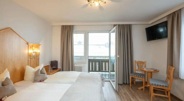 Двухместный номер Standard с балконом Hotel Stegerbräu
