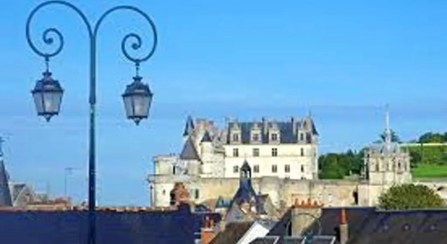 Maison d'une chambre avec jardin amenage et wifi a La Roche Posay, Забронировать Отель Ла-Рош-Позе Вьен