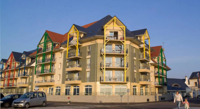 Comfortably furnished apartment with a balcony or terrace, Varaa Huoneisto Cayeux-sur-Mer 
