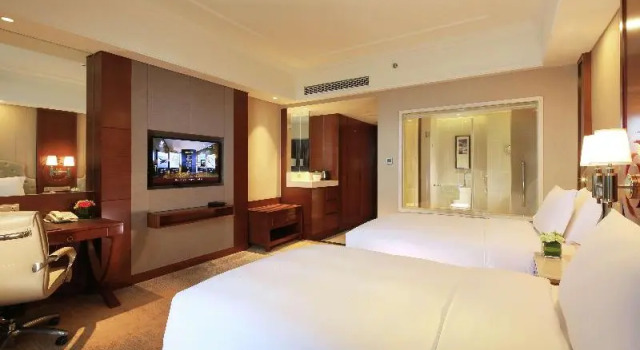 Двухместный номер Standard с балконом и с видом на море DoubleTree by Hilton Ningbo - Chunxiao