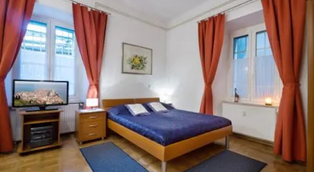 Tour As Central Apartments Nika