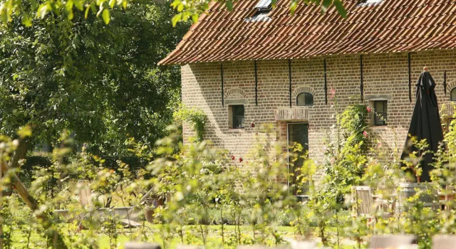 Rural holiday home in former stables, Prenota Casa vacanze Cottage a Bruges, Cottage