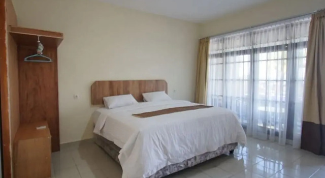 Lina Cottage Senggigi, Забронировать Дом для отпуска Отели Сенггиги с парковкой, рядом с Batu Bolong Temple, Парковка