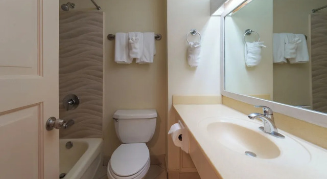Номер Standard с видом на океан Southern Palms Beach Club