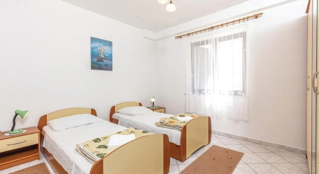 2 Bedroom Lovely Home In Novi Vinodolski, Забронировать Отель Нови-Винодолски Приморско-Горанская жупания