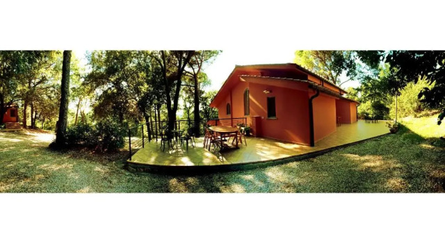 Коттедж с 3 комнатами Agriturismo Poggio al Pino