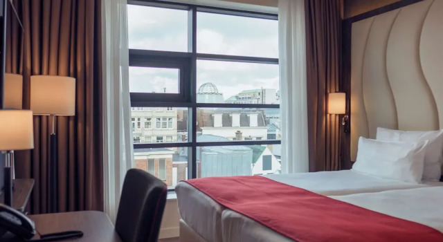 Номер Standard PLAZA Premium Den Haag City Center