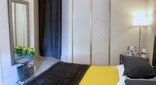 Villa l'Olivier, Chambre d'Hôtes Les Volets Bleus