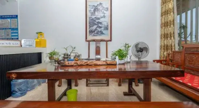 7+1 Holiday Hotel, Rezerwuj Hotel Beihai Guangxi