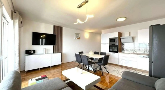Apartments by the sea Rastici, Ciovo - 7511, Забронировать Апартаменты/квартира Округ-Горнджи 
