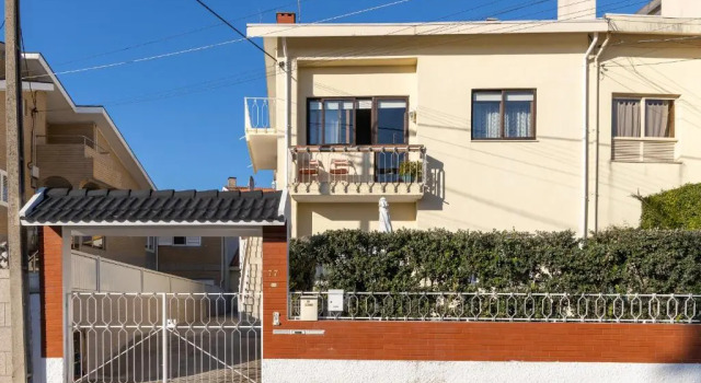 Casa das Rosas by MP