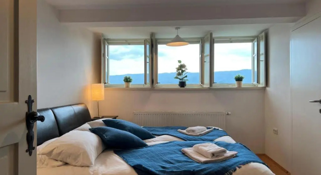 Апартаменты Alpine Retreat - Lake Bled