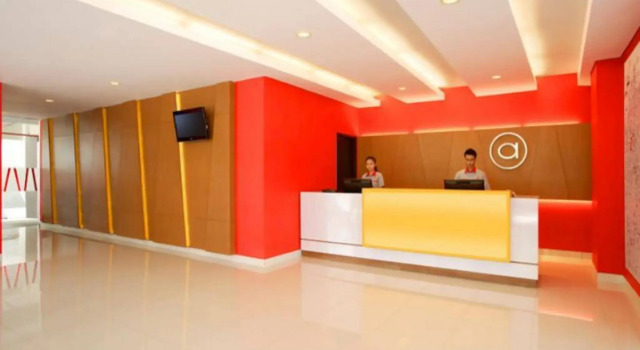 Amaris Hotel Embong Malang - Surabaya, Book Hotel Hoteller i Tegalsari med parkering, Parkering