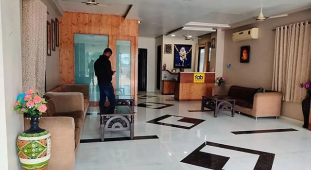 Fabhotel Sai Shangrilla, Забронировать Отель Отели штата Махараштры 3 звезды, 3*