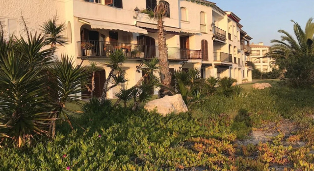 Paradise on the Beach, Rezerwuj Hotel El Vendrell El Baix Penedès