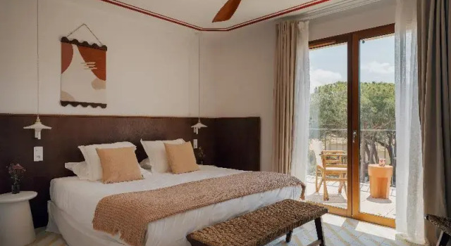 Двухместный номер Comfort с балконом Boutique Hôtel Responsable et Restaurant Basgi Basgi