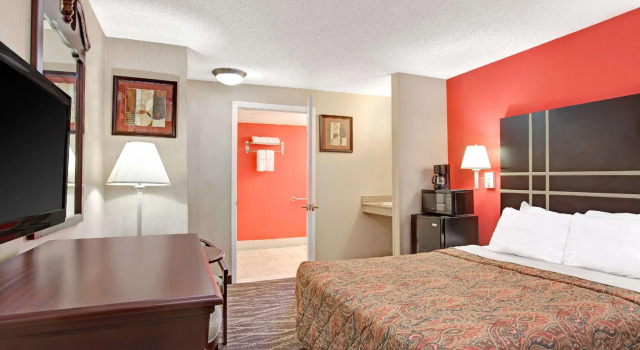 Двухместный номер Standard Days Inn by Wyndham Ridgefield NJ