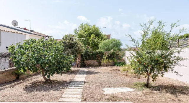 Benvenuti Al Sud 500m from beach, Varaa Hotelli Realmonte Sisilia