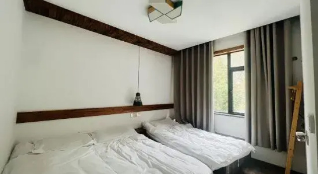 Люкс Rong She House