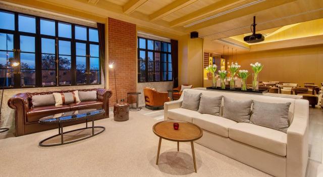 Melia Shanghai Parkside, Book Hotel Hoteller i Waxie med parkering, Parkering