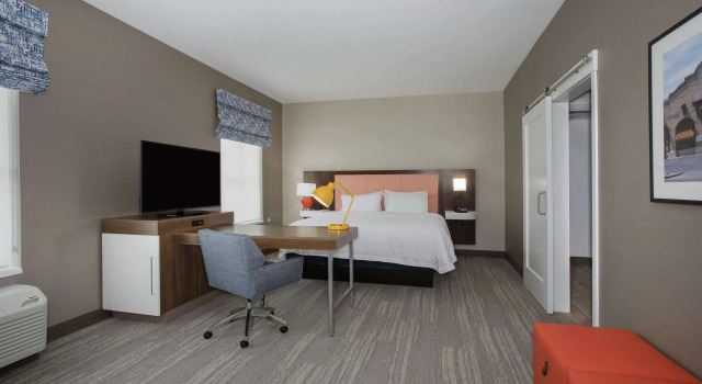 Hampton Inn & Suites Logan