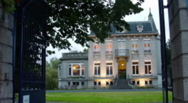 Au château des Thermes, Varaa Hotelli Saint-Amand-les-Eaux Picardy
