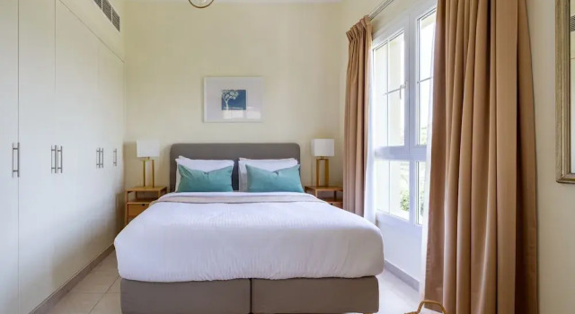 Radiant & Lush 2BR Villa In The Springs 11 - Sleeps 6!