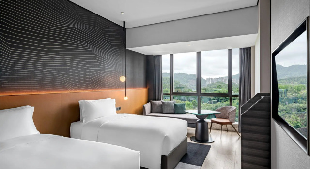 Двухместный номер Deluxe The G Shenzhen, A Tribute Portfolio Hotel