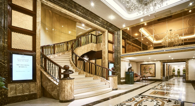 Windsor Plaza Hotel