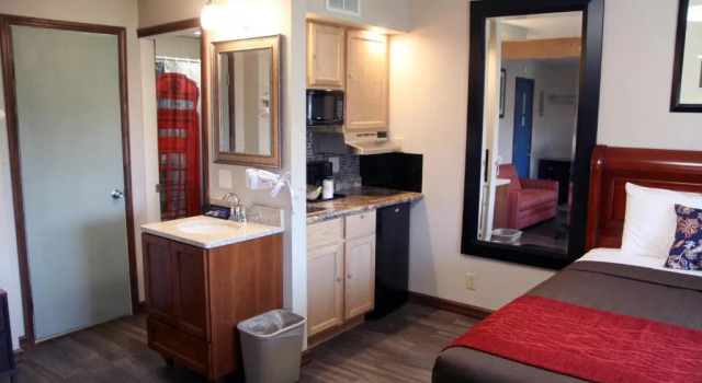Трёхместный номер Standard South T Motel