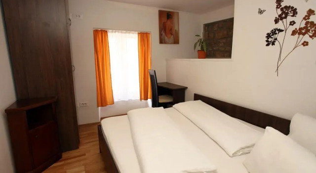 Bed and Brekfast Donatella, Забронировать Отель Пиран Словенская Истрия, рядом с Озеро Фиеса
