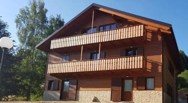 Lorica Suite Lago, Varaa Hotelli Lorica 